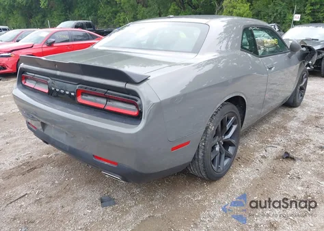 2019 Dodge Challenger Sxt from USA, damaged, VIN 2C3CDZAG4KH688086